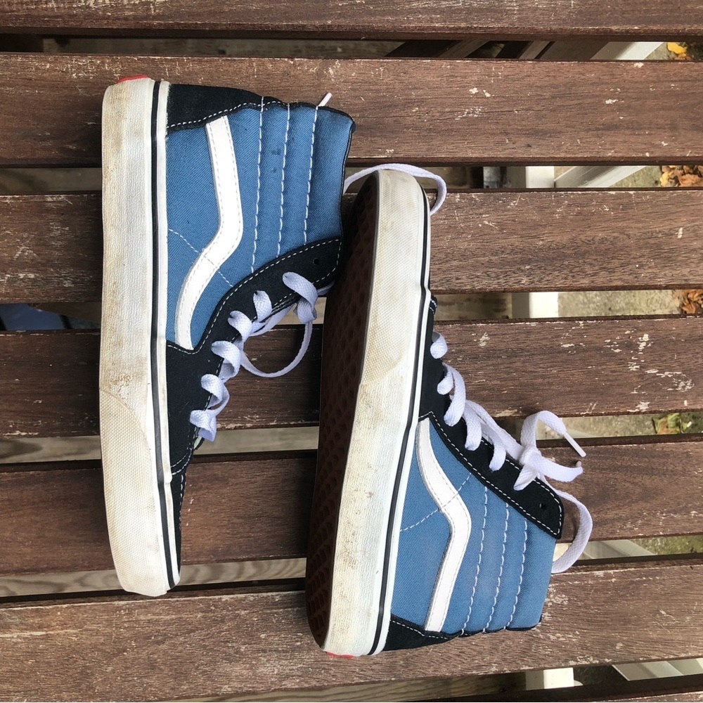 Vans Sk8-Hi High Top Sneakers in Navy Blue - Picture 2 of 6